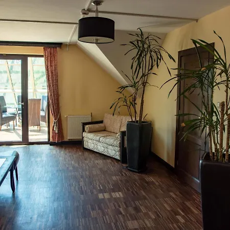 Glass Bed & Breakfast